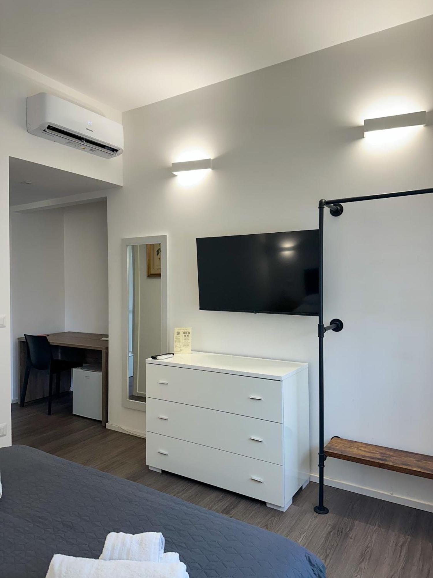 Dante 134 Rooms Cagliari Luaran gambar